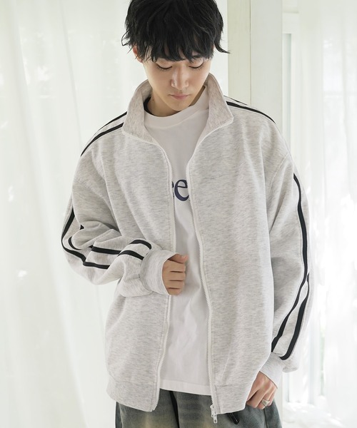 Beno（ビーノ）の「ライントラックジャケット（ブルゾン・メンズ・オートミール/ブラック・MEDIUM/LARGE/X-LARGE）」の2枚目の写真