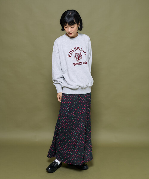 FREAK'S STORE(フリークスストア)の「小花柄セミフレアスカート(スカート・レディース・ブラック/ブルー・フリ-)」の4枚目の写真