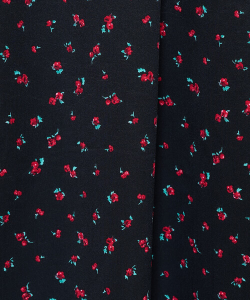 FREAK'S STORE(フリークスストア)の「小花柄セミフレアスカート(スカート・レディース・ブラック/ブルー・フリ-)」の10枚目の写真