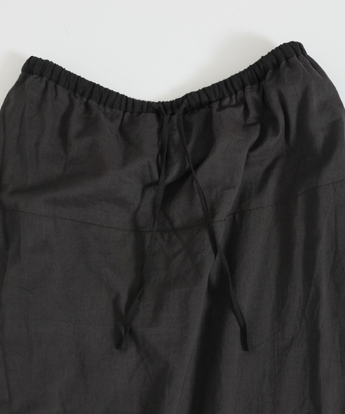 BABYLONE(バビロン)の「コットンボリュームスカート(スカート・レディース・ホワイト/ブラック・フリー)」の17枚目の写真