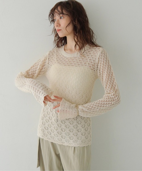 CLEIO(クレイオ)の「【CLEIO】2WAY透かし編み袖フレアトップス 2WAY OPENWORK SLEEVE FLARE TOP/986-14612(カーディガン/ボレロ・レディース・ブラック/アイボリー・FREE)」の2枚目の写真