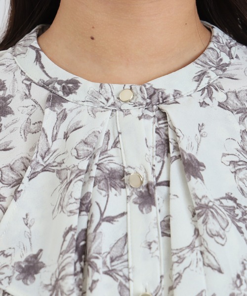 ASTORIA ODIER（アストリアオディール）の「花柄フリルワンピース（ワンピース・レディース・アイボリー/ブラック・MEDIUM/LARGE）」の18枚目の写真