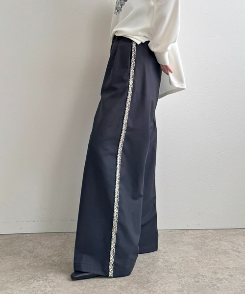 LHELBIE（レルビエ）の「フリンジラインパンツ（その他パンツ・レディース・チャコールグレー/ベージュ/アイボリー・M）」の17枚目の写真