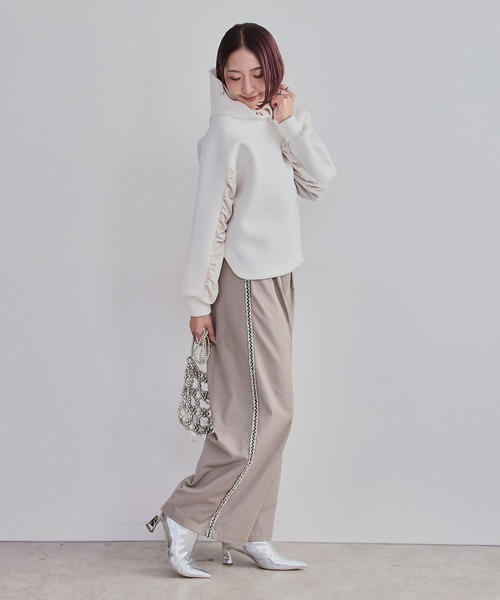 LHELBIE（レルビエ）の「フリンジラインパンツ（その他パンツ・レディース・チャコールグレー/ベージュ/アイボリー・M）」の6枚目の写真