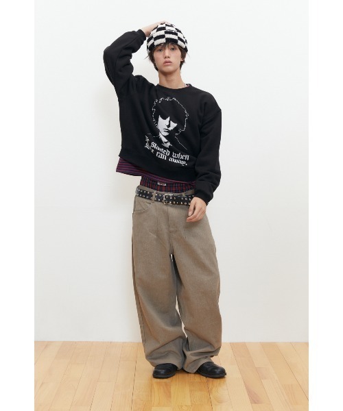 KEYMISERY(キーミザリー)の「A'GEM/9 × .kom 『KEYMISERY/キーミザリー』 HUMAN PRINT CROP SWEATSHIRT/ヒューマンプリントデザイン クロップ スウェットシャツ(スウェット・メンズ・ブラック/ライトグレー・S)」の5枚目の写真