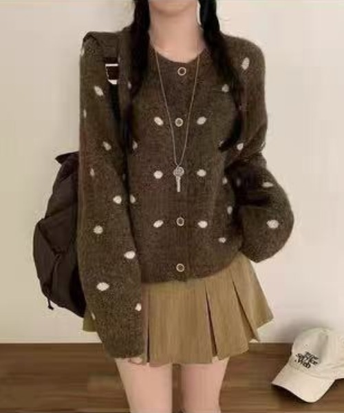 AsRiRe（アスリレイ）の「25aw/ドット柄ニットカーディガン（カーディガン/ボレロ・レディース・グレー/アイボリー/ブラウン・M）」の3枚目の写真