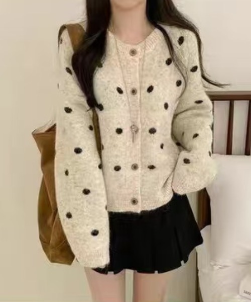 AsRiRe（アスリレイ）の「25aw/ドット柄ニットカーディガン（カーディガン/ボレロ・レディース・グレー/アイボリー/ブラウン・M）」の4枚目の写真