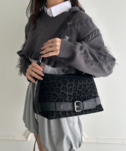 wears（ウェアーズ）の「【500mlペットボトル収納可】レオパードプリントベルトショルダーバッグ（ハンドバッグ・レディース・ブラウン/ブラック/ベージュ/ダークブラウン・FREE）」の15枚目の写真