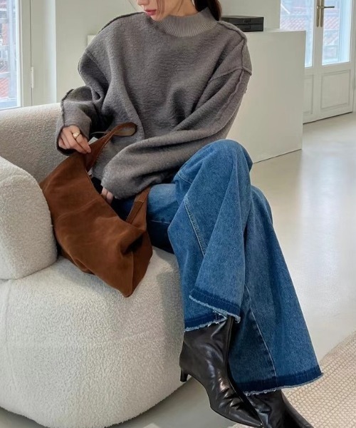 FREE STYLISTS(フリー スタイリスト)の「YUGA_YGMC Drop shoulder wool-look top(ニット/セーター・レディース・オフホワイト/グレー/ブルー・FREE)」の7枚目の写真