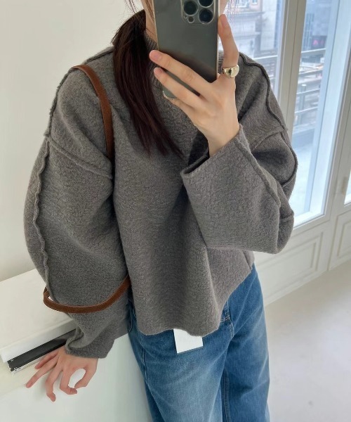 FREE STYLISTS(フリー スタイリスト)の「YUGA_YGMC Drop shoulder wool-look top(ニット/セーター・レディース・オフホワイト/グレー/ブルー・FREE)」の11枚目の写真