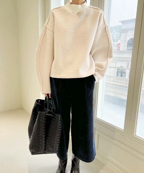 FREE STYLISTS(フリー スタイリスト)の「YUGA_YGMC Drop shoulder wool-look top(ニット/セーター・レディース・オフホワイト/グレー/ブルー・FREE)」の5枚目の写真