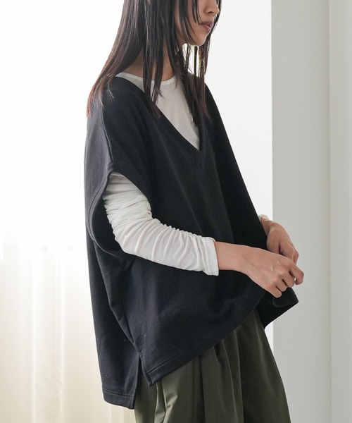 mili an deni（ミリアンデニ）の「裏毛Vネックベスト（ベスト・レディース・オートミール/ブラック/杢グレー・M）」の17枚目の写真