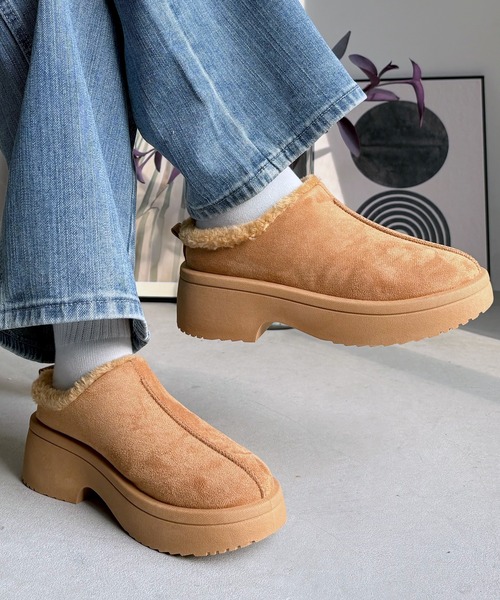 LUGG NAGG（ラグナグ）の「【BeF】【厚底ヒール】つっかけムートンサボ【３E】（スリッポン・レディース・ベージュ/キャメル/ブラック・L/LL/M）」の3枚目の写真