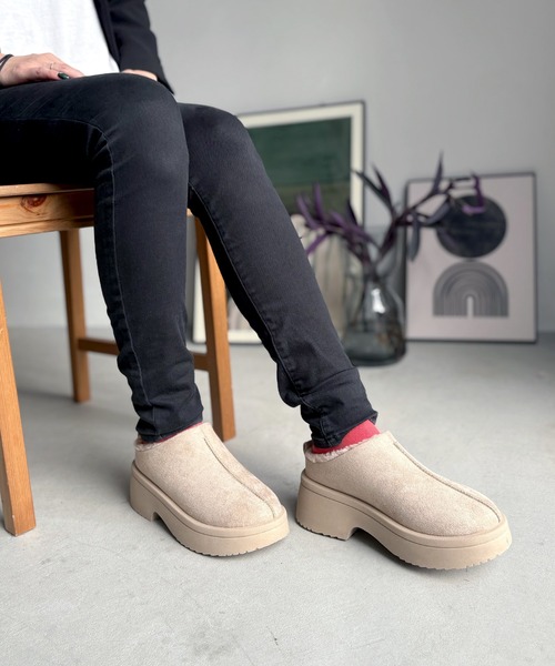LUGG NAGG（ラグナグ）の「【BeF】【厚底ヒール】つっかけムートンサボ【３E】（スリッポン・レディース・ベージュ/キャメル/ブラック・L/LL/M）」の14枚目の写真
