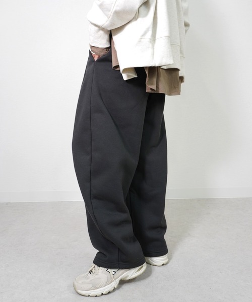 gossara（ゴサラ）の「裏起毛カーブパンツ（スウェットパンツ・レディース・アイボリー系/ブラウン/スミクロ・FREE）」の15枚目の写真