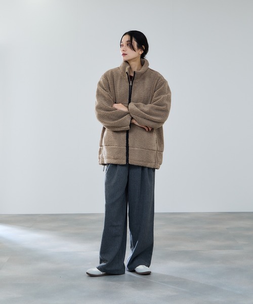 Mac-House（マックハウス）の「milli de l'air テディボアコクーンブルゾン（ブルゾン・レディース・ライトブラウン/オフホワイト/ブラック・M）」の20枚目の写真