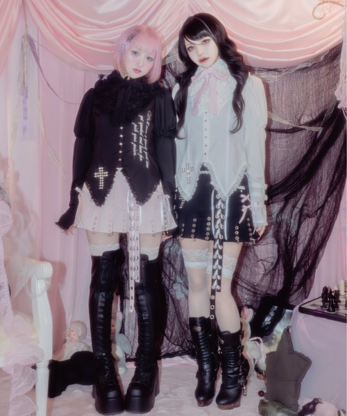 AVENCHUMU(アバンチュウム)の「little angel frill blouse(シャツ/ブラウス・レディース・ホワイト/ブラック・FREE)」の13枚目の写真