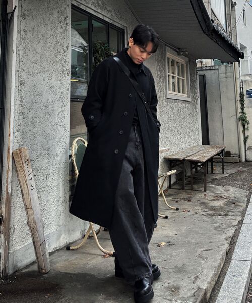 AVANDRESS（アバンドレス ）の「Super Wide Dart Denim Pants BLACK（デニムパンツ・レディース・ブラック・MEDIUM/X-LARGE）」の11枚目の写真