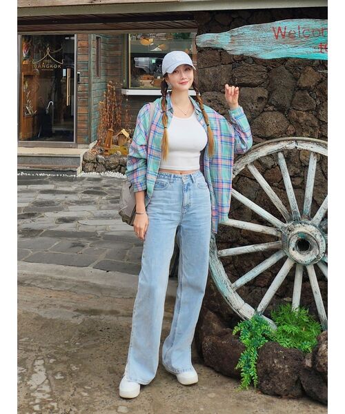 MUSINSA STANDARD WOMAN（ムシンサスタンダードウーマン）の「ウィメンズストレートスリットデニムパンツ[スカイブルー]（デニムパンツ・レディース・その他・30/24/25/26/27/28/29）」の9枚目の写真