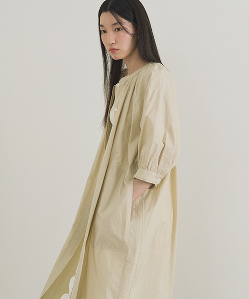 LINGSEOUL(リングソウル)の「voluminous shirring dress-cream(ワンピース・レディース・その他・FREE)」の6枚目の写真