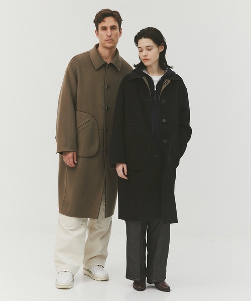 CASHMERE CASHMERE(カシミヤカシミヤ)の「【CASHMERE CASHMERE/カシミアカシミア】CASHMERE REVERSIBLE OVER COAT(ステンカラーコート・メンズ・ブラック/モカ・48/44)」の17枚目の写真