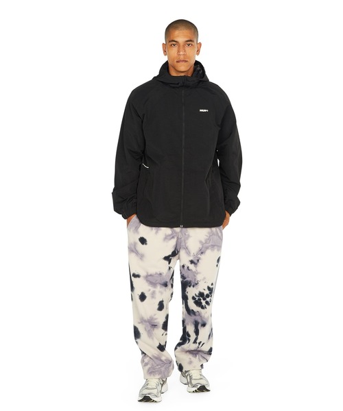 HUF(ハフ)の「ALL CAPS SHELL JACKET(ブルゾン・メンズ・ブラック・S/M/L/XL/XXL)」の5枚目の写真