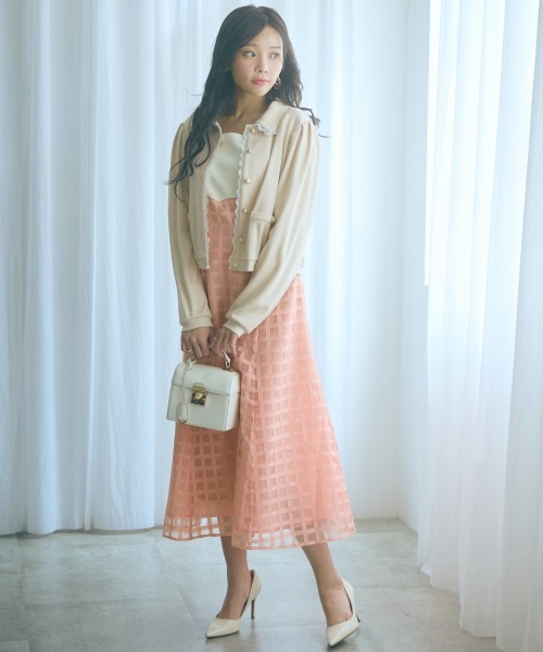 marun（マルン）の「＜大きいサイズ＞金ボタンショート丈カーディガン marun（カーディガン/ボレロ・レディース・ブラック/グレー/ベージュ・L/LL/3L/4L/5L）」の6枚目の写真