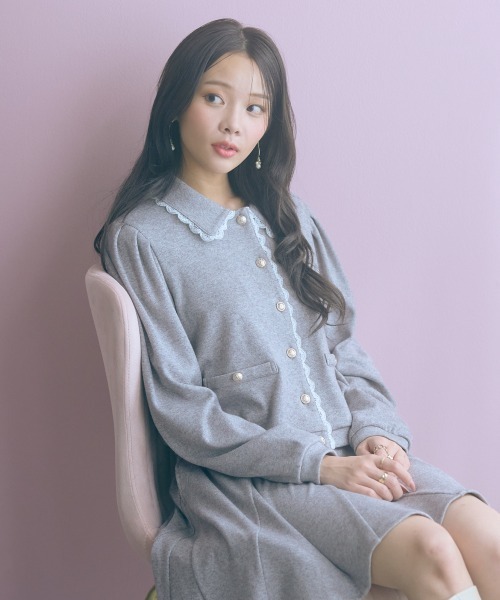 marun（マルン）の「＜大きいサイズ＞金ボタンショート丈カーディガン marun（カーディガン/ボレロ・レディース・ブラック/グレー/ベージュ・L/LL/3L/4L/5L）」の8枚目の写真