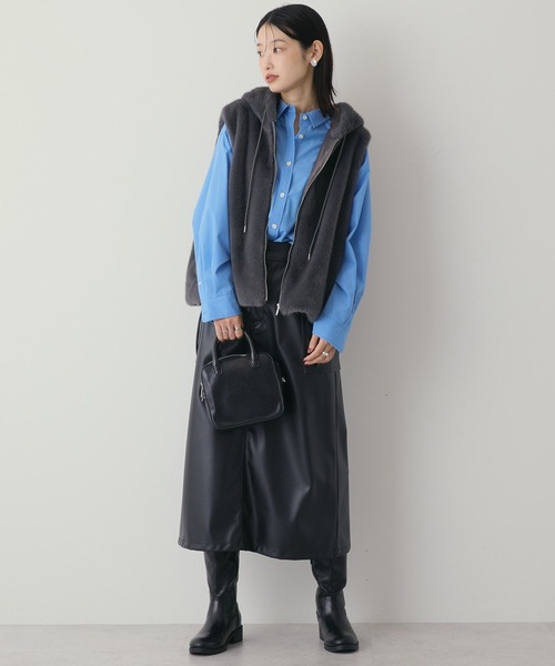 AMERICAN HOLIC（アメリカンホリック）の「フードファーベスト（ベスト・レディース・チャコールグレー/ライトベージュ・M/L）」の6枚目の写真