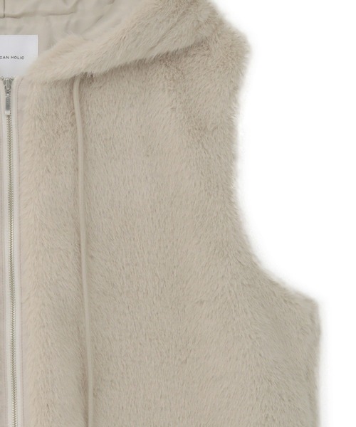 AMERICAN HOLIC（アメリカンホリック）の「フードファーベスト（ベスト・レディース・チャコールグレー/ライトベージュ・M/L）」の14枚目の写真