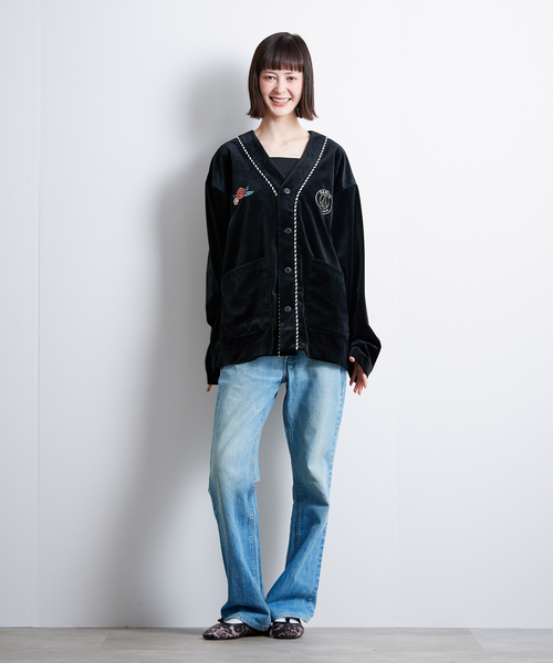 PARIS SAINT-GERMAIN(パリサンジェルマン)の「【Paris Saint-Germain / パリ・サン=ジェルマン】 JP SAKURA FLIGHT CARDIGAN(その他アウター・メンズ・ブラック・LARGE/MEDIUM)」の3枚目の写真