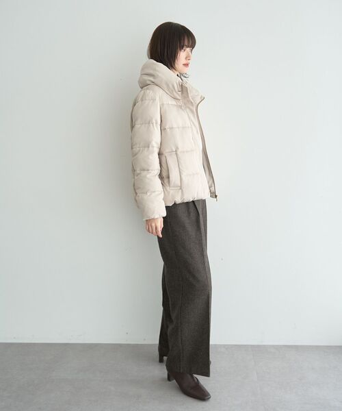 YECCA VECCA(イェッカヴェッカ)の「カチオンジャージーブルゾン(ブルゾン・レディース・グレイッシュベージュ/ブラック・FREE)」の9枚目の写真