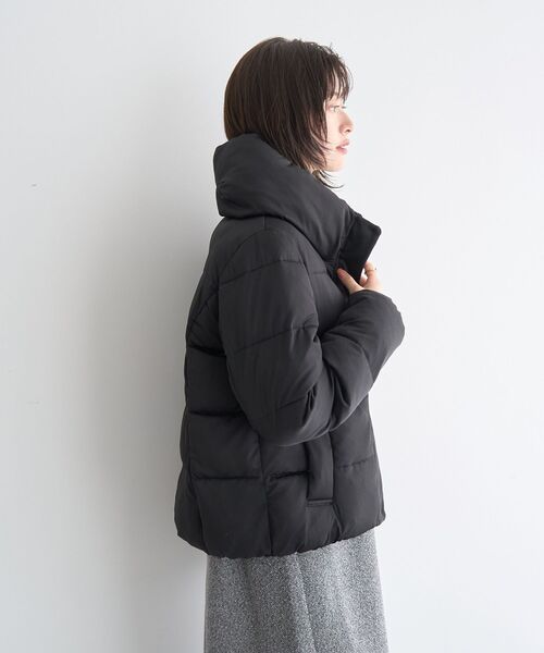 YECCA VECCA(イェッカヴェッカ)の「カチオンジャージーブルゾン(ブルゾン・レディース・グレイッシュベージュ/ブラック・FREE)」の16枚目の写真