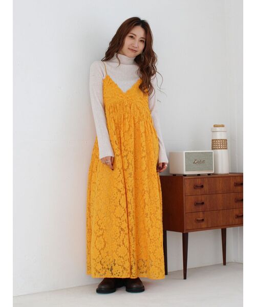 Ungrid（アングリッド）の「バテン起毛レースキャミワンピース（ワンピース・レディース・オフホワイト/ブラック/イエロー・FREE）」の18枚目の写真