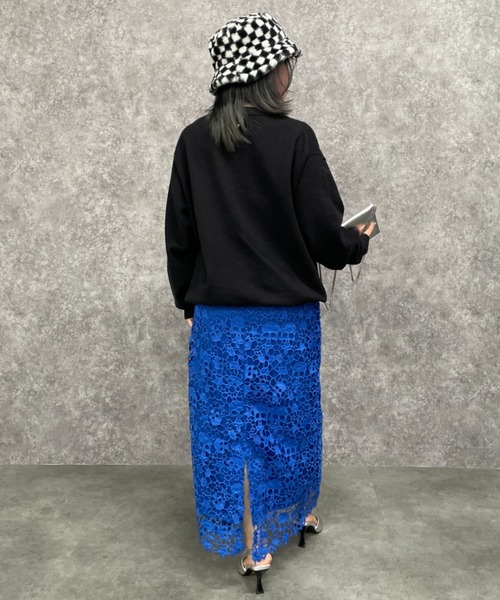 GEVS.(ジェイヴィス)の「モチーフレースタイトスカート<大きいサイズ有>GEVS.(スカート・レディース・ブラック/ブルー・5L/4L/3L/LL/L/M)」の3枚目の写真