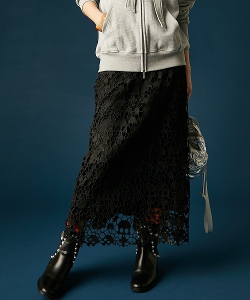 GEVS.(ジェイヴィス)の「モチーフレースタイトスカート<大きいサイズ有>GEVS.(スカート・レディース・ブラック/ブルー・5L/4L/3L/LL/L/M)」の15枚目の写真