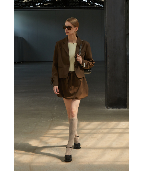ANOETIC(アノエティック)の「SHIRRED BALLOON SKIRT_BROWN(スカート・レディース・ブラウン・FREE)」の2枚目の写真