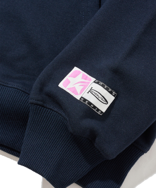 PHYSICAL DEPARTMENT(フィジカル デパートメント)の「スタテイル フードジップアップ_レッド(パーカー・レディース・その他・MEDIUM/SMALL/X-LARGE/LARGE)」の7枚目の写真