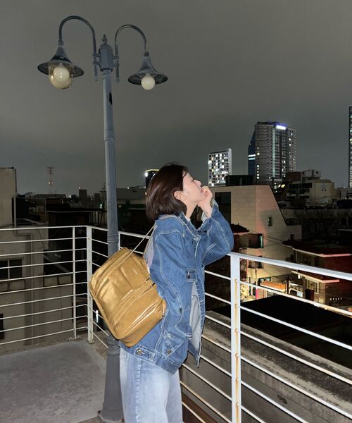 LENEORO(ルネオロ)の「レミッドポケットボストンバッグ(4色)(ボストンバッグ・レディース・ブラック/ブラウン/アイボリー/モカ・FREE)」の6枚目の写真