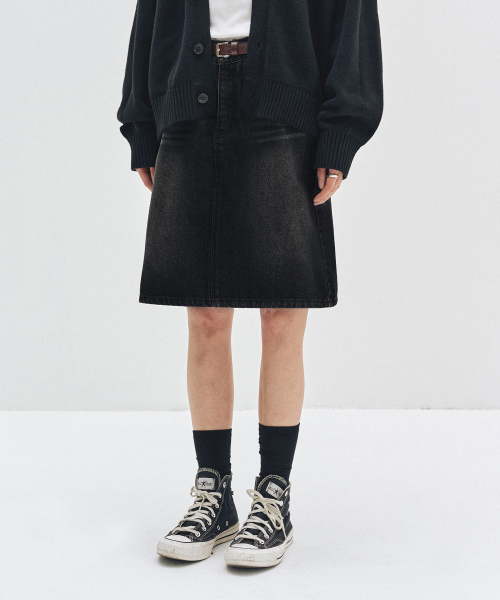DECET WOMEN(デケット ウーマン)の「Signature Midi Skirt DCSK002BLACK(スカート・レディース・その他・X-SMALL/SMALL/MEDIUM)」の3枚目の写真