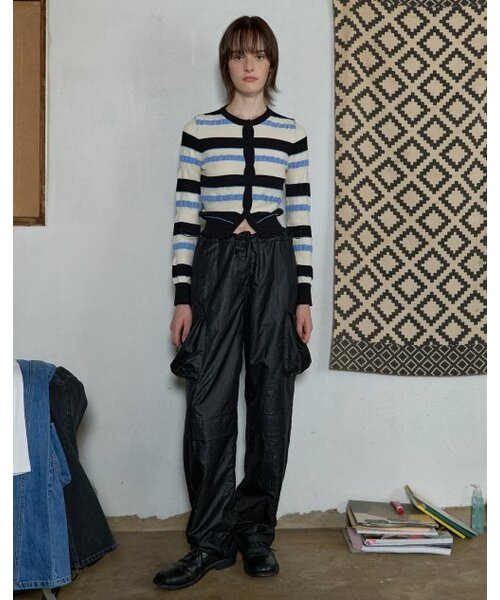 AOPT(アオプト)の「SHIRRING PARACHUTE PANTS - BLACK(その他パンツ・レディース・その他・SMALL/MEDIUM)」の3枚目の写真