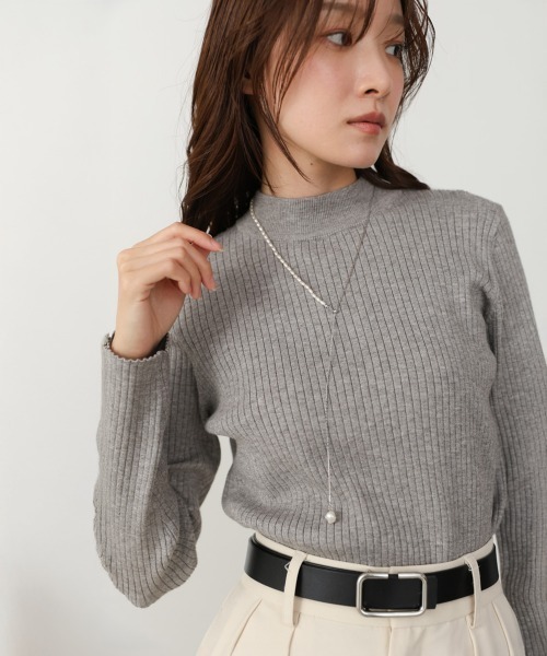 Bab(バブ)の「変形パール×ロングチェーンネックレス(ネックレス・レディース・シルバー/ゴールド・ONESIZE)」の5枚目の写真