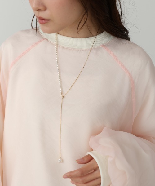 Bab(バブ)の「変形パール×ロングチェーンネックレス(ネックレス・レディース・シルバー/ゴールド・ONESIZE)」の6枚目の写真