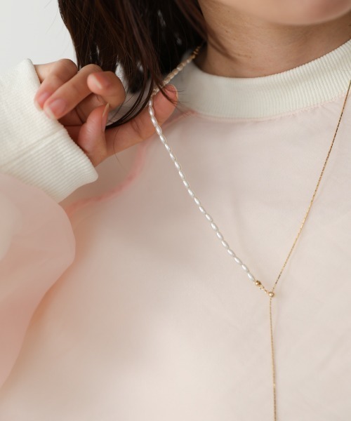 Bab(バブ)の「変形パール×ロングチェーンネックレス(ネックレス・レディース・シルバー/ゴールド・ONESIZE)」の7枚目の写真