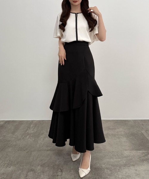CENEA(セネア)の「ファスナースリットフリルスカート(スカート・レディース・ピンク系その他/ブラック/チャコール・LARGE/MEDIUM/SMALL)」の5枚目の写真