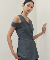 MAKE A TOAST（メイクアトースト）の「V-neck one-shoulder halterneck vest dark grey MBDFTO001DG（ベスト）」