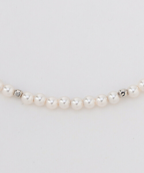 K.T KIYOKO TAKASE（キヨコタカセ）の「ミニパールショート ネックレス（ネックレス・レディース・ホワイト×シルバー・FREE）」の2枚目の写真
