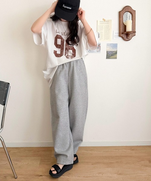 Java（ジャバ）の「《JaVaジャバコラボ》大人のカジュアルスタイルを格上げ。綿100%ナンバリングTシャツ (半袖)（Tシャツ/カットソー・レディース・チャコール/オートミール/ブラウン/ホワイト×ブラウン/ホワイト×ブルー・LARGE/MEDIUM/SMALL/X-LARGE）」の20枚目の写真