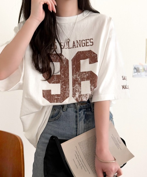 Java（ジャバ）の「《JaVaジャバコラボ》大人のカジュアルスタイルを格上げ。綿100%ナンバリングTシャツ (半袖)（Tシャツ/カットソー・レディース・チャコール/オートミール/ブラウン/ホワイト×ブラウン/ホワイト×ブルー・LARGE/MEDIUM/SMALL/X-LARGE）」の15枚目の写真