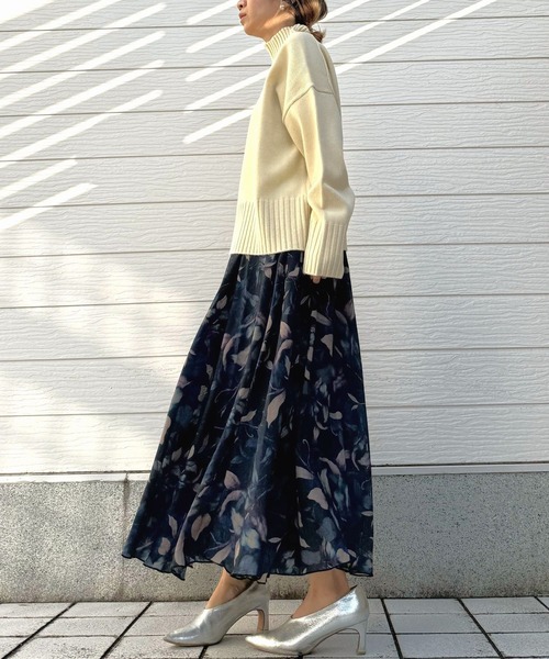 Q(キュー)の「フラワープリントスカート(スカート・レディース・ブルー系その他/ブラウン系その他・MEDIUM)」の5枚目の写真